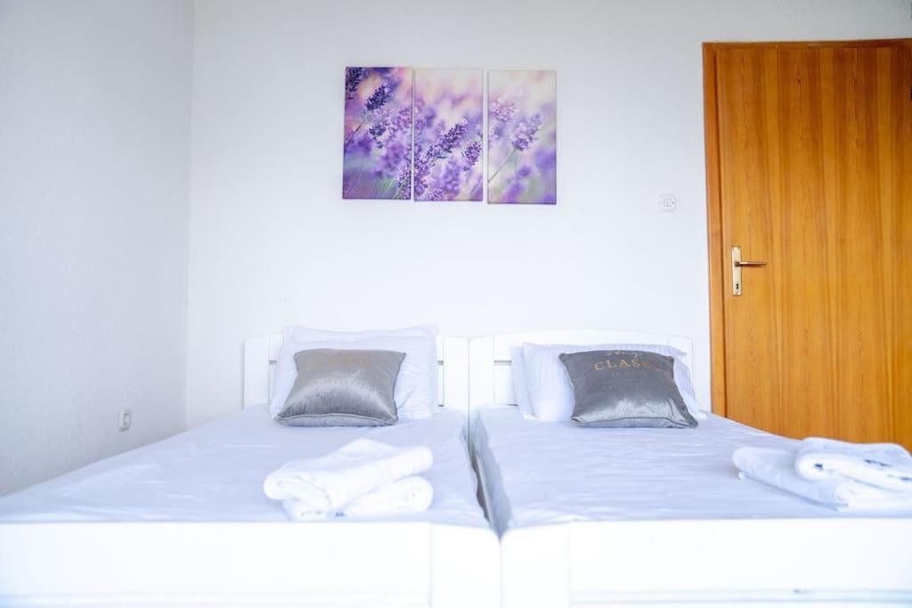 Casa Farmak - 4 Bedroom Lux Apartment With Infinity Pool & Lake View Ohrid Extérieur photo