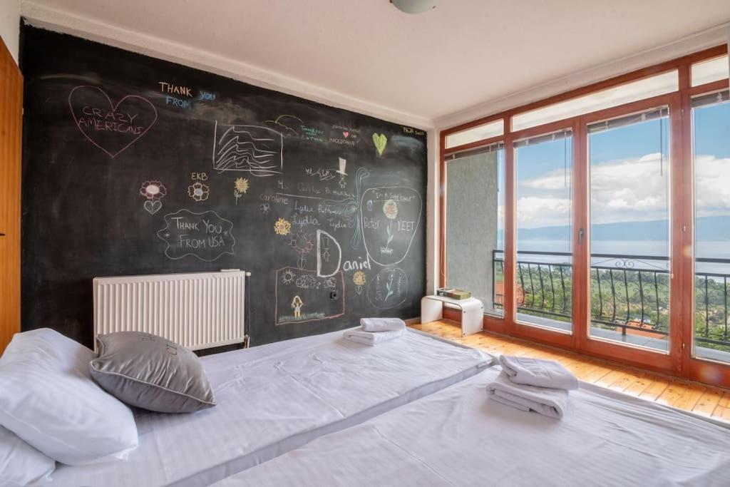 Casa Farmak - 4 Bedroom Lux Apartment With Infinity Pool & Lake View Ohrid Extérieur photo