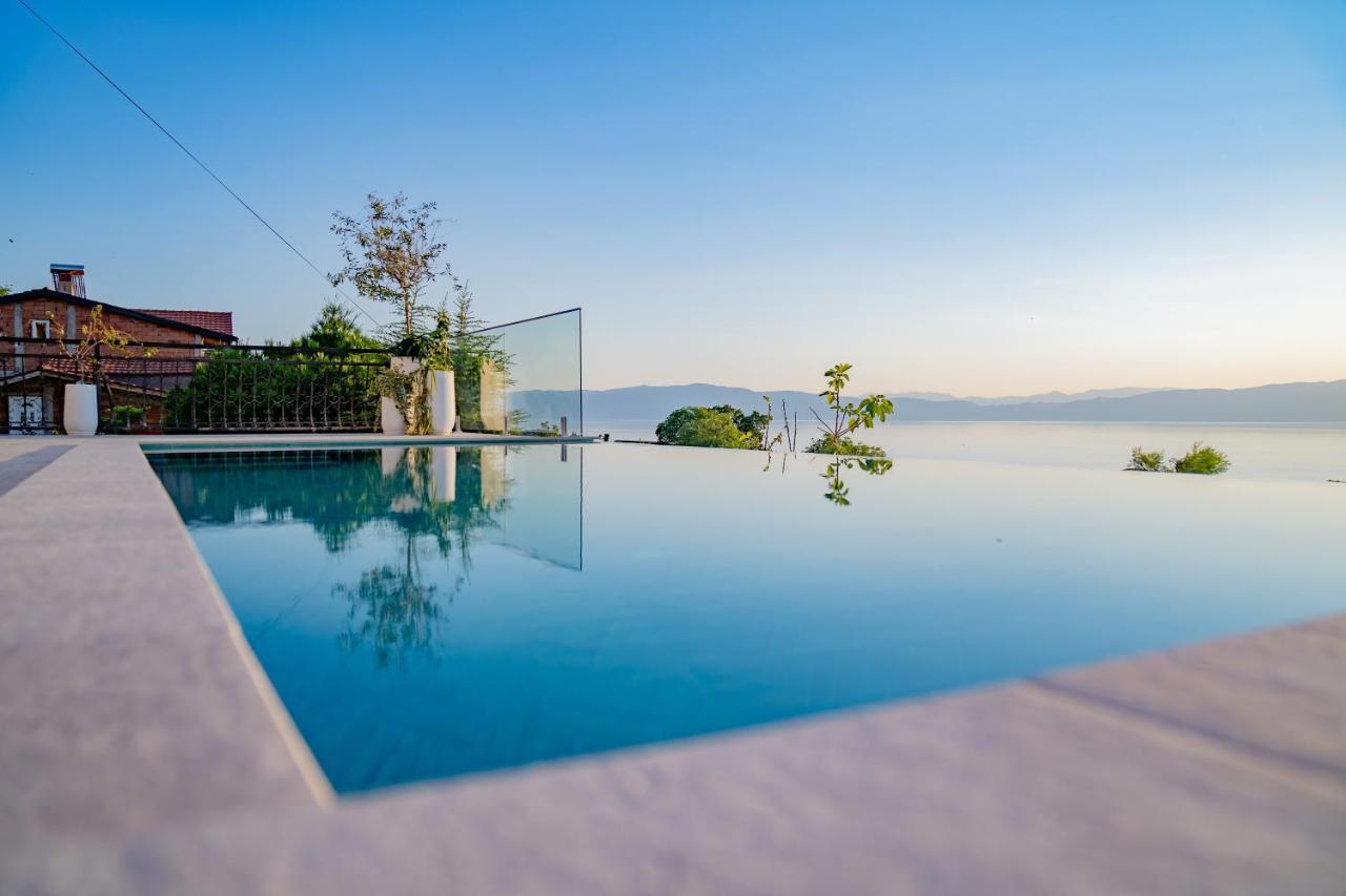 Casa Farmak - 4 Bedroom Lux Apartment With Infinity Pool & Lake View Ohrid Extérieur photo