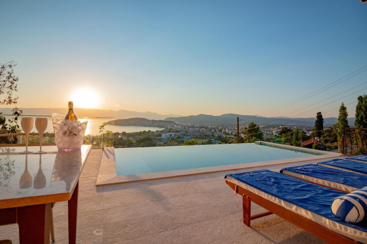 Casa Farmak - 4 Bedroom Lux Apartment With Infinity Pool & Lake View Ohrid Extérieur photo